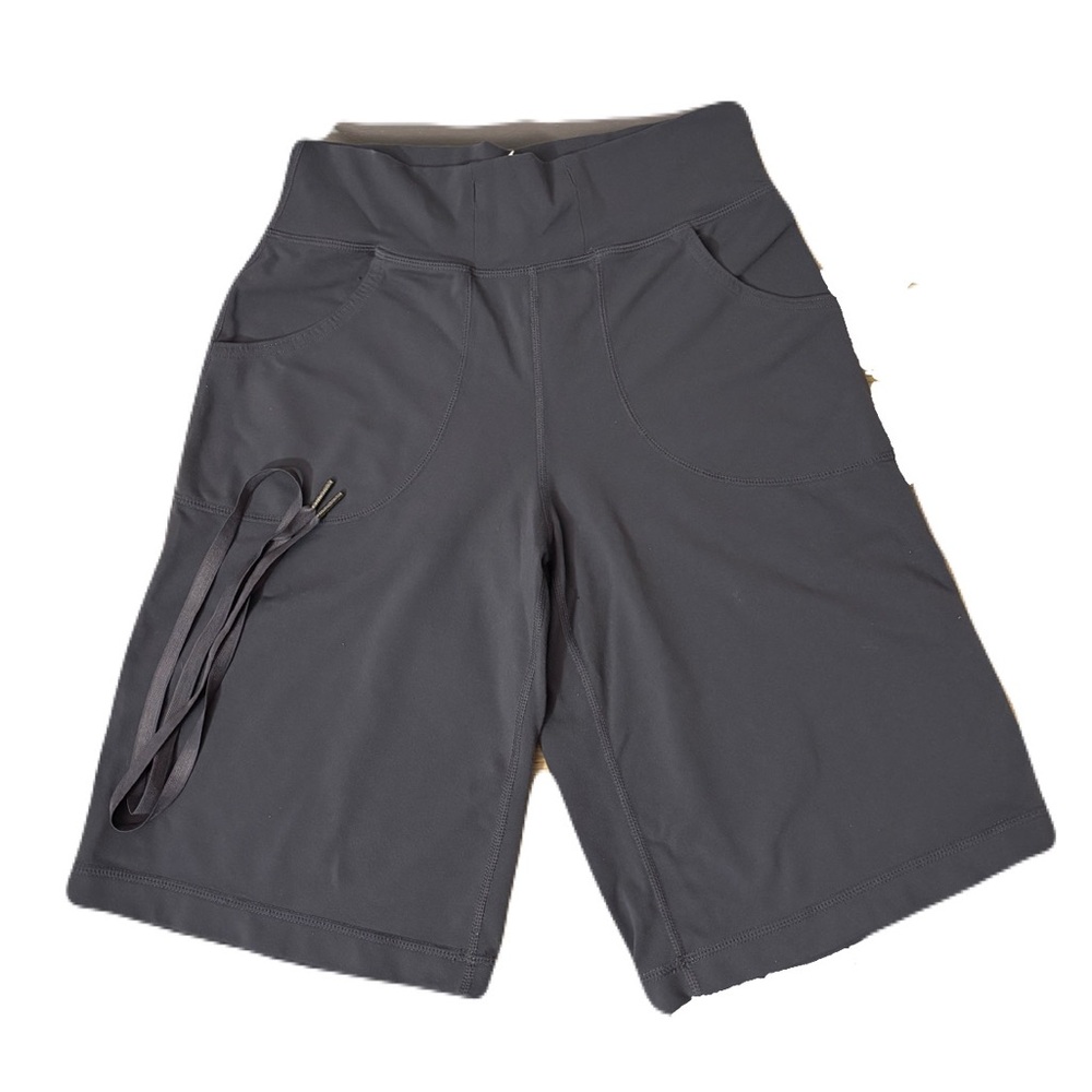 5/$25 Lululemon Gray Women's Shorts